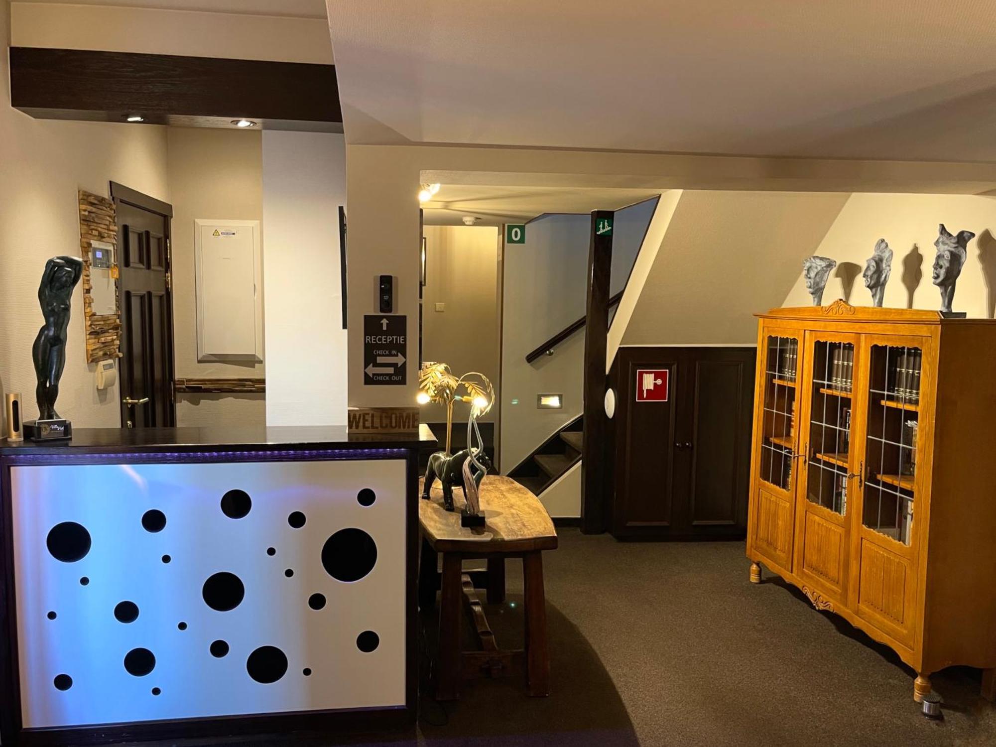 Villa Hotel (Adults Only) Вестенде Екстер'єр фото